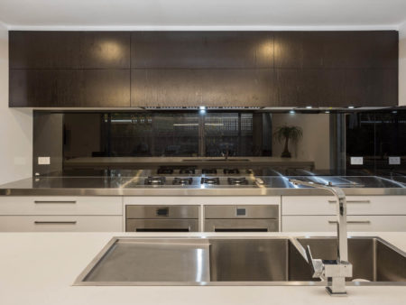 Schweigen Silent Undermount Rangehood 1200mm UM-12UMS (SECOND) - Image 3
